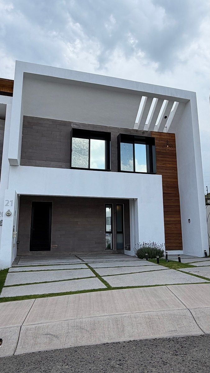 CASA AMUEBLADA EN RENTA EN ZIBATÁ · 3 RECÁMARAS