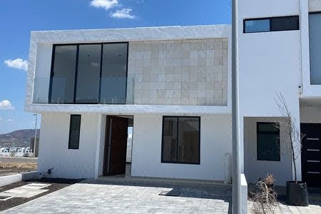 Casa en venta en Grand Preserve · 4 recámaras