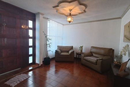 Casa en venta en Quintas del Marqués · 4 recámaras