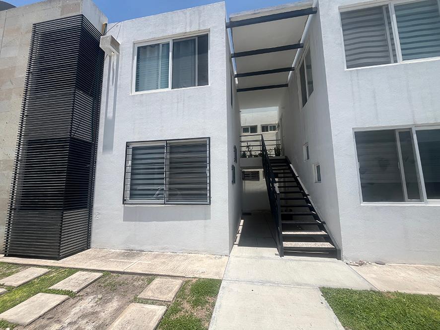 DEPARTAMENTO EN RENTA EN PASEOS DEL BOSQUE · 2 RECÁMARAS · PLANTA BAJA