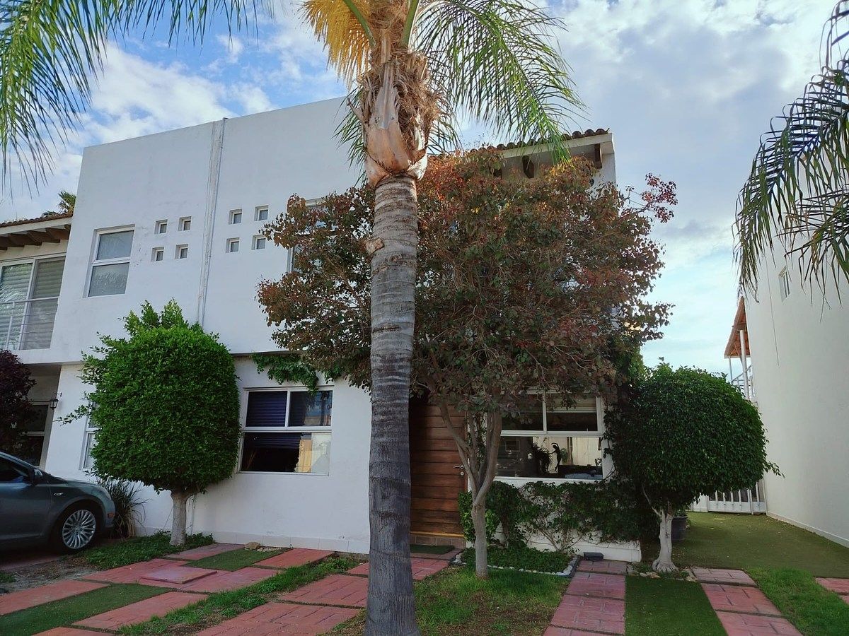 Casa amueblada en renta en Galindas