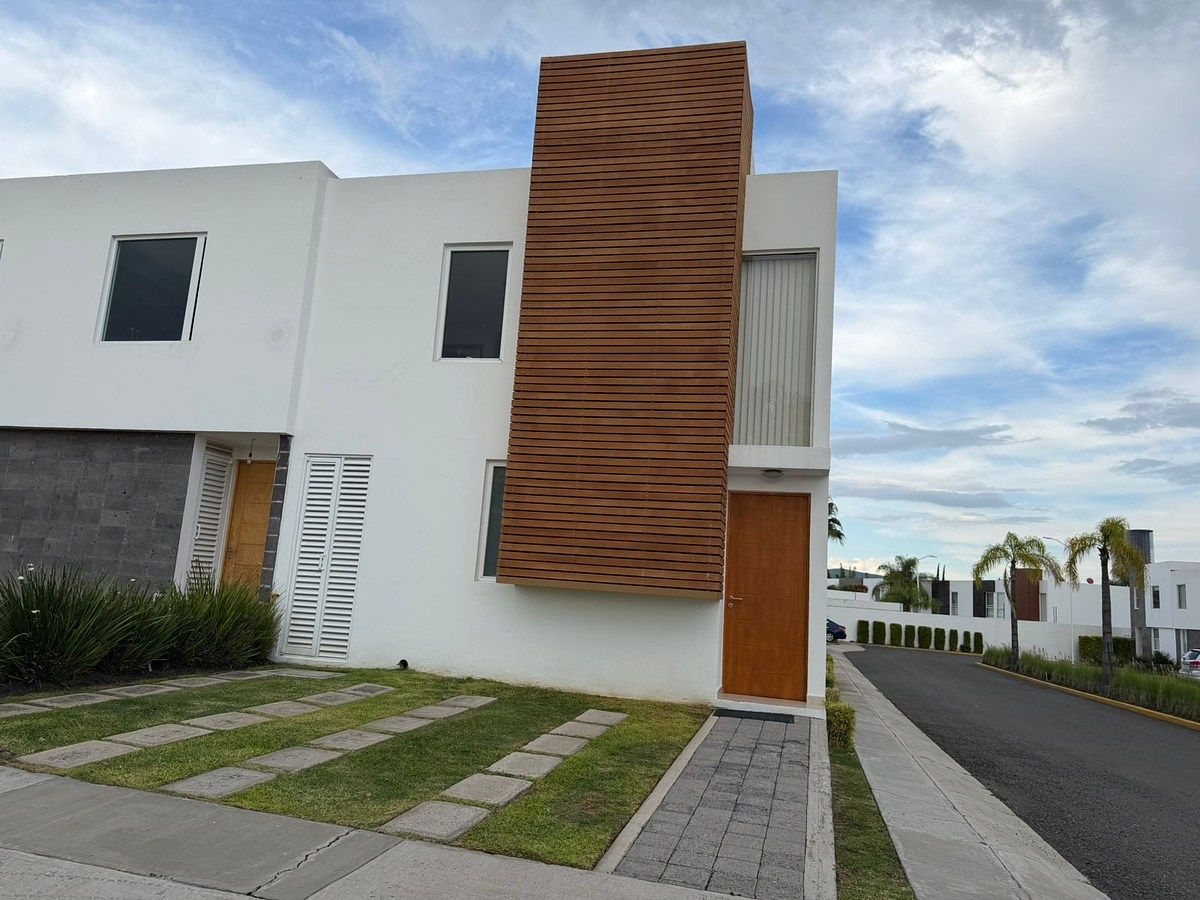 Casa en renta en El Delirio, Juriquilla Santa Fe