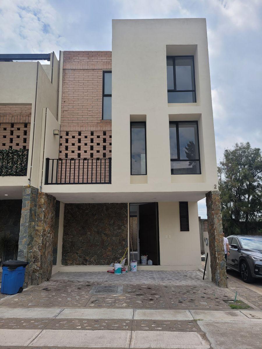 Casa en renta en condominio, Juriquilla (La Antigua Juriquilla)