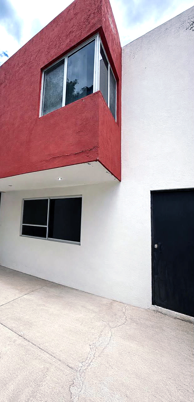 Casa sin muebles en Jurica